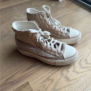 Converse Women's Platform Khaki Sherpa Sneakers sz 7.5